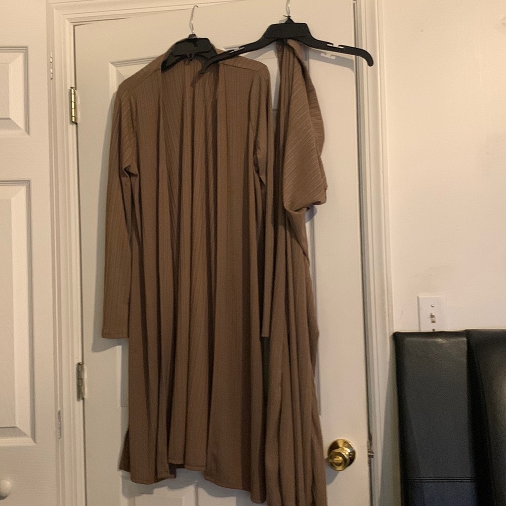 2pc pant set, brownish set, never worn